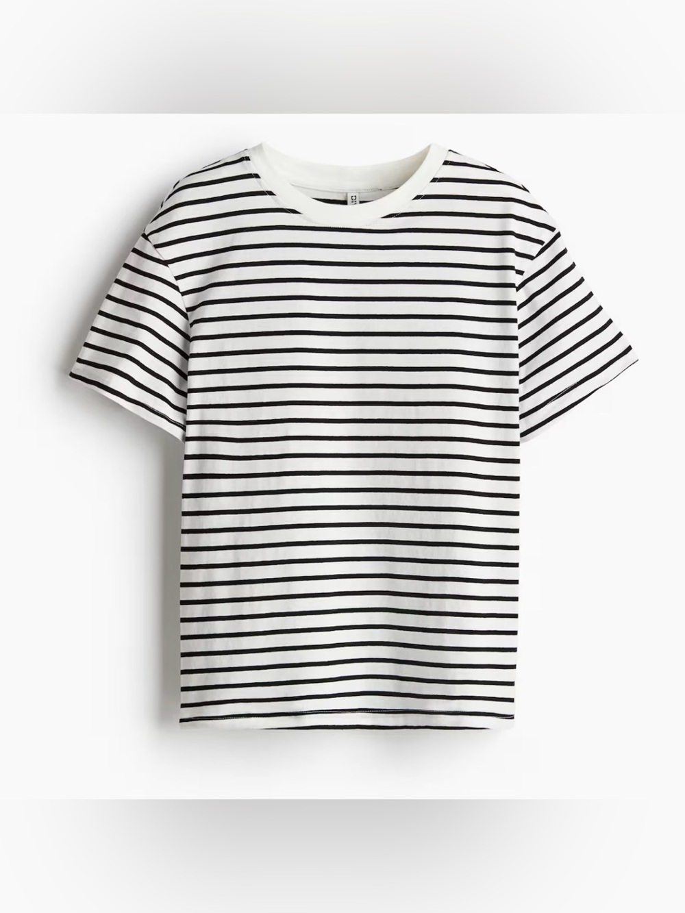 H&M. Oversized Striped Black & White Tshirt. Size Small.